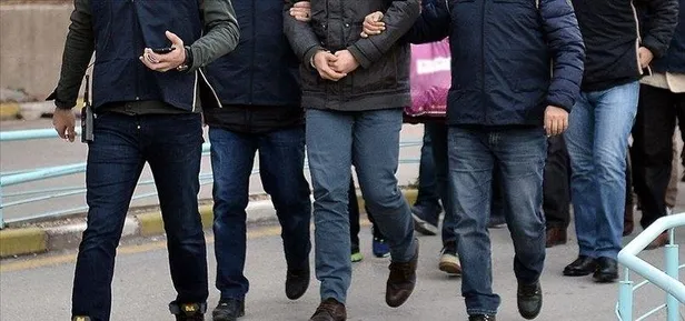 trabzonda-hakkinda-yakalama-karari-bulunan-feto-suphelisi-havalimaninda-yakalandi-1648401523424.jpeg Trabzon'da hakkında yakalama kararı bulunan FETÖ şüphelisi havalimanında yakalandı-1