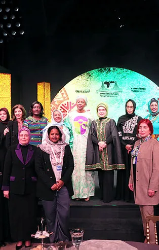 Emine Erdoğan Afrikalı "first lady"ler ile bir araya geldi