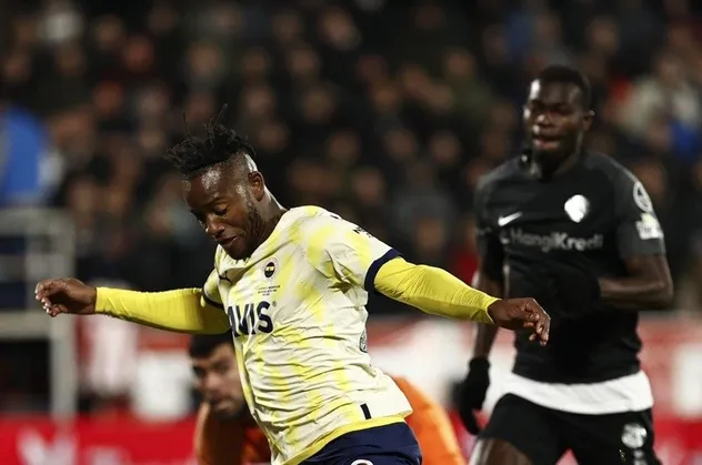 Yüz milyonlar harcadı bir kupa bile kazanamadı! Fenerbahçe o listeye girdi