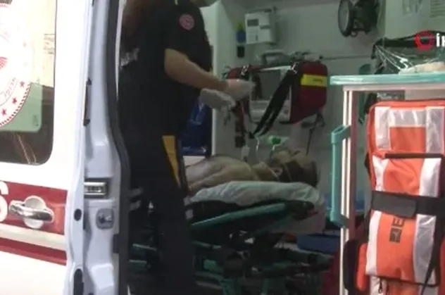 Esenler'de kan donduran olay! 20 yaşındaki kızını boğarak öldürdü