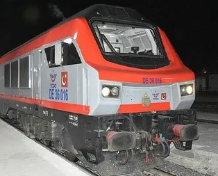 Bakü’den yola çıkan ilk tren Kars’a ulaştı