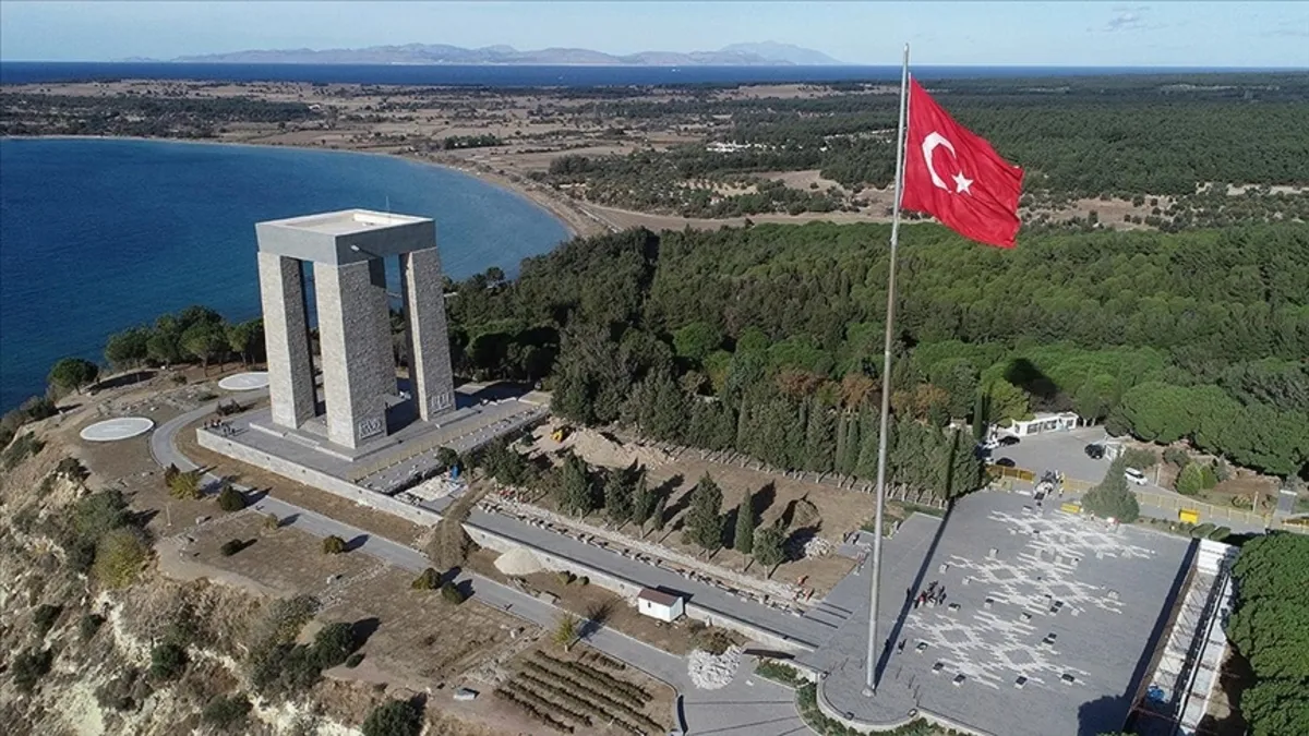 18 Mart Çanakkale Zaferi duygusal, anlamlı anma ve kutlama mesajları ve sözleri