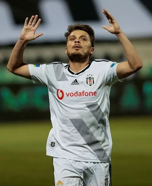 firtina-lige-tam-konsantre-teknik-direktoru-abdullah-avci-her-macimizi-final-gibi-oynamaliyiz-1643758169933.jpeg Fırtına lige tam konsantre! Trabzonspor Teknik Direktörü Abdullah Avcı: Her maçımızı final gibi oynamalıyız-12