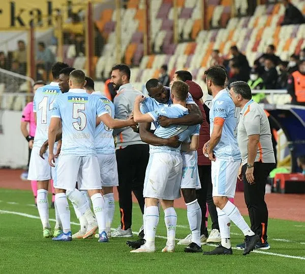 basaksehir-durdurulamiyor-oznur-kablo-malatyaspor-1-3-basaksehir-mac-sonucu-1636212970894.jpeg Başakşehir durdurulamıyor! Öznur Kablo Malatyaspor 1-3 Başakşehir | MAÇ SONUCU-1