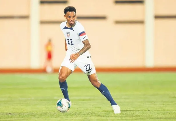 besiktasta-soke-eden-gedson-iddiasi-senol-gunes-1681951898766.jpeg Beşiktaş'ta şoke eden Gedson iddiası! Şenol Güneş...-7