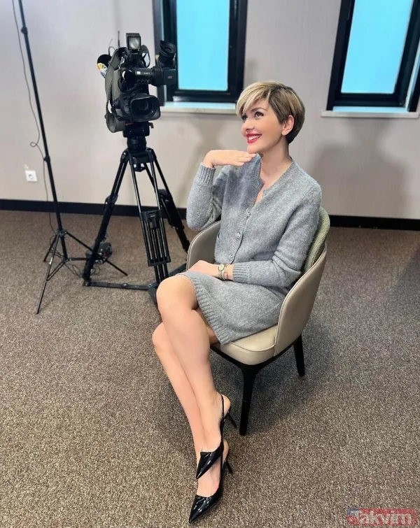 Halit Ergenç'in eşi Bergüzar Korel bu kez banyodan paylaştı! Bornozunu giyip ayna karşısına geçti! Çok merak edilen o soruyu cevapladı - 8