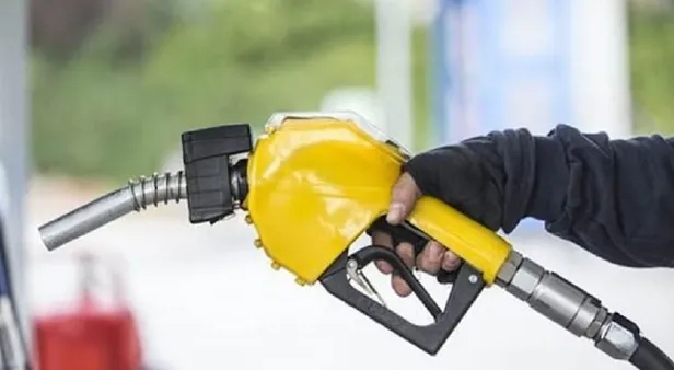 3 Mayıs Salı benzin, motorin, LPG zam ya da indirim var mı? Akaryakıt fiyatları ne kadar 2022? Opel, BP, Shell, Total akaryakıt fiyatları...-3