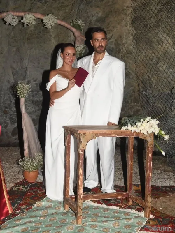 Fethiye'nin eşsiz doğasında 25 Ağustos'ta nikah masasına oturan Bestemsu Özdemir ve Ersin Görkem çiftinden müjdeli haber geldi.