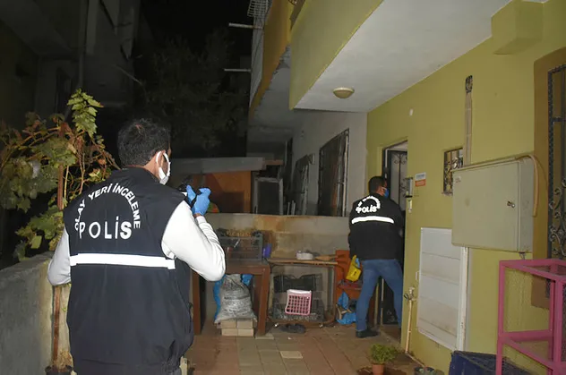 Adana'da cinnet geçiren kişi dehşet saçtı
