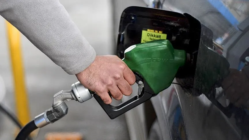 akaryakit-fiyatlari-17-agustos-2026-benzine-motorine-indirim-var-mi-1786971653276.jpg İstanbul, Ankara ve İzmir’de güncel benzin, motorin ve LPG fiyatları belli oldu.