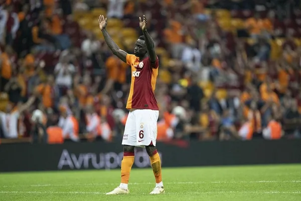 galatasarayda-davinson-sanchez-bilmecesi-kim-sakat-demisti-sivasa-da-goturulmedi-1704901397454.jpeg Galatasaray'da Davinson Sanchez bilmecesi! "Kim sakat" demişti Sivas'a da götürülmedi-3