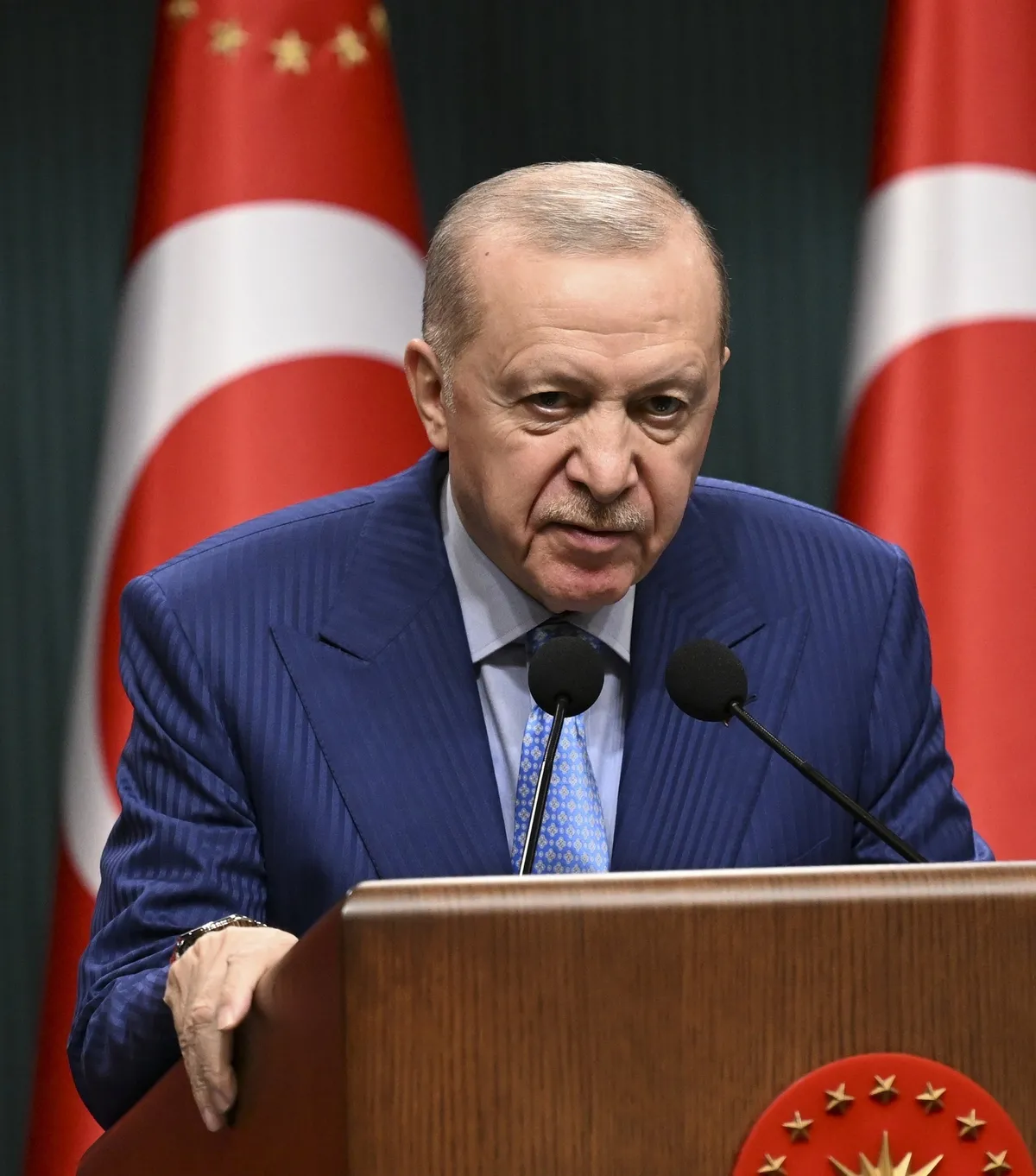 baskan-erdogandan-sert-uyari-sosyal-medya-kanalizasyona-donustu-1776705813270.jpeg Başkan Erdoğan'dan sert uyarı: Sosyal medya kanalizasyona dönüştü-4