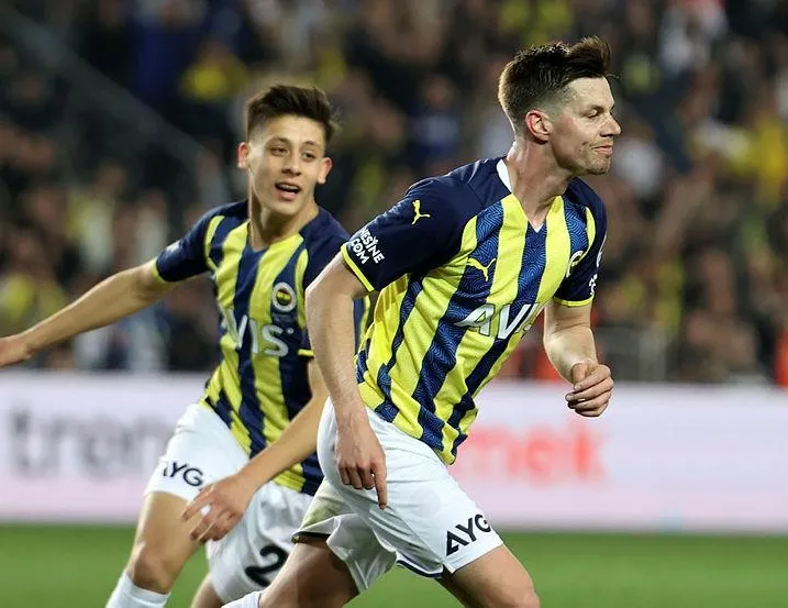 Zajc için kapıda bekliyorlar