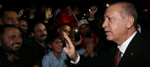 Başkan Erdoğan’a Macaristan’da sevgi seli