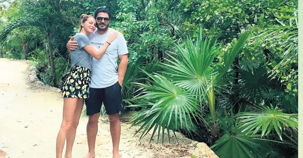 Yeni yılı Los Angeles’ta karşıladılar ama yetmedi! Ebru Şallı ile Uğur Akkuş’un tatili tam gaz sürüyor-1