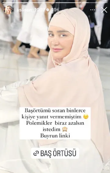 skandal-2-umre-ziyaretine-el-kremi-tanitimi-tepki-cekmisti-asli-sen-simdi-de-umrede-cekilmis-fotografiyla-turb-1670796567231.jpg Skandal 2! Umre ziyaretinde el kremi tanıtımı tepki çekmişti! Aslı Şen şimdi de Umre'de çekilmiş fotoğrafıyla türban tanıtımı yaptı-2