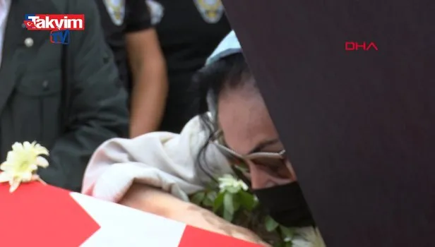 Türkan Şoray yakın dostu Cüneyt Arkın'ın tabutuna kapanarak gözyaşlarına boğuldu!