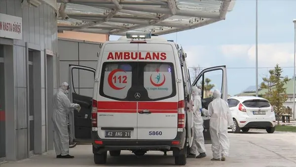 Türkiye'nin gözü Bilim Kurulu toplantısında! Ramazan'da tam kapanma olacak mı? Sokağa çıkma yasağı, toplu teravih, iftar...-21