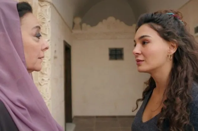 Hercai yeni bölümde Reyyan ile Miran yeniden Aslanbey konağında!