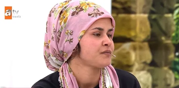 esra-erolda-bir-annenin-kahreden-isyani-hamileyken-sokaga-atildi-basina-gelmeyen-kalmadi-hem-evlat-acisi-yasad-1650386146242.jpg Esra Erol’da bir annenin kahreden isyanı! Hamileyken sokağa atıldı başına gelmeyen kalmadı! Hem evlat acısı yaşadı hem tecavüze uğradı-5