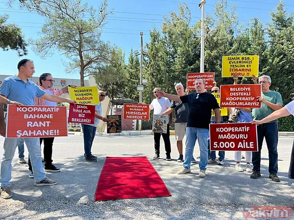 İzmir’de "CHP" mağdurlarından cezaevi önünde eylem! Tunç Soyer'den Özgür Özel'e Şenol Aslanoğlu’ndan Cemil Tugay'a… - 10