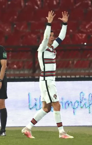 Attığı gol verilmeyen Cristiano Ronaldo çılgına döndü