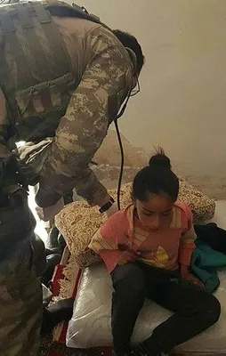 Mehmetçik'ten Afrin'de sağlık taraması