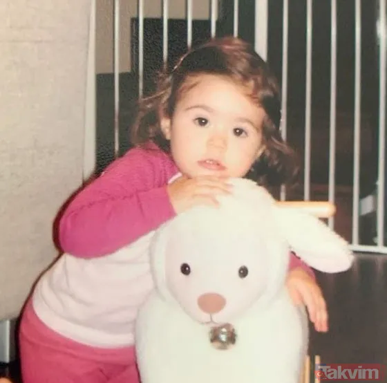 Demet Şener kızı İrem'i paylaştı 15'ine basan İrem annesini gölgede bıraktı! Güzellik anneden boy pos babadan - 12