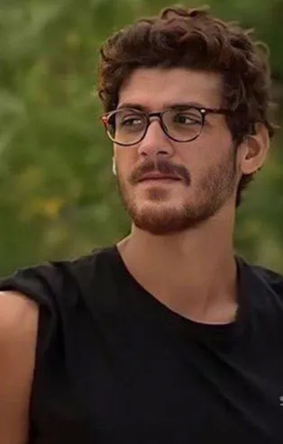 Survivor Poyraz kimdir? Survivor 2021 finalisti olan Yiğit Poyraz’ın mesleği ne, evli mi?