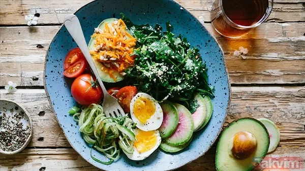 ⛔ Metabolizma Neden Yavaşlar? Kalori Açığı Oluşturmak (Yani Aldığınız Kaloriyi Azaltmak), Başlangıçta İşe Yarayabilir. Ancak Zamanla: Metabolizma Yavaşlar,...