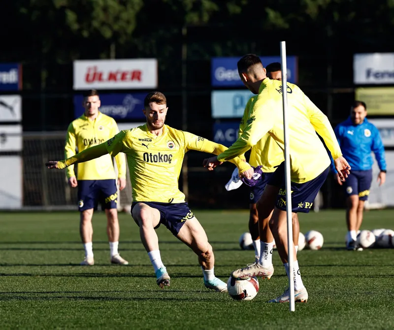 Fenerbahçe'de beklenmedik ayrılık! Şaşırtan neden - 5