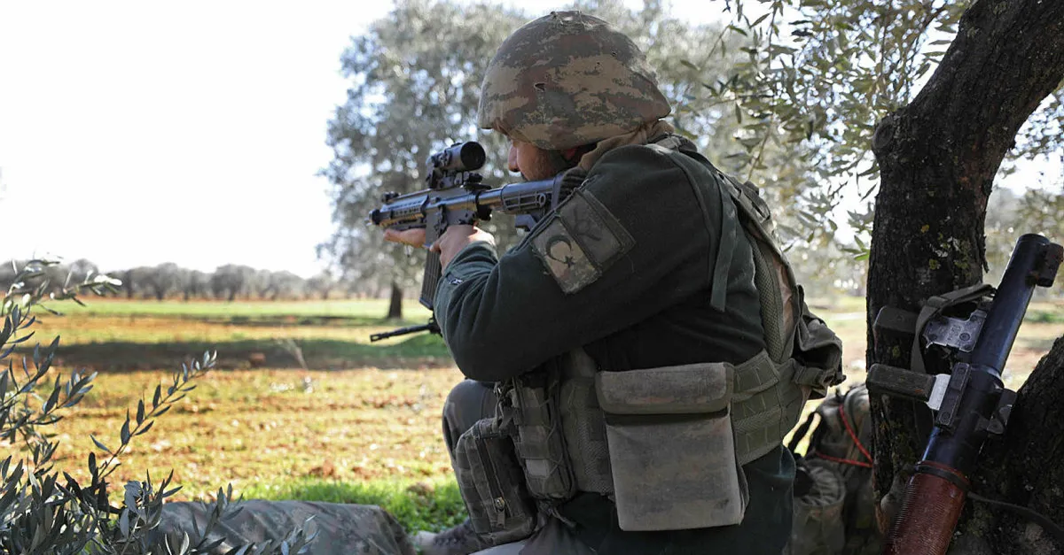 Son dakika: SMO ve TSK Neyrab’a doğru ilerliyor! İşte operasyondan ilk görüntüler