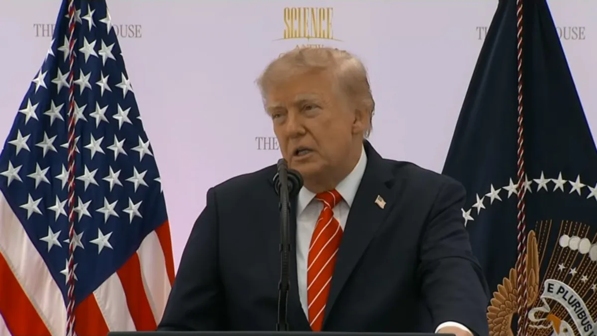 trump-eski-danismani-elon-muski-zamanimizin-edisonu-ilan-edip-odullendirdi-1791493158816.png Trump, eski danışmanı Elon Musk'ı 'zamanımızın Edison'u' ilan edip ödüllendirdi-2