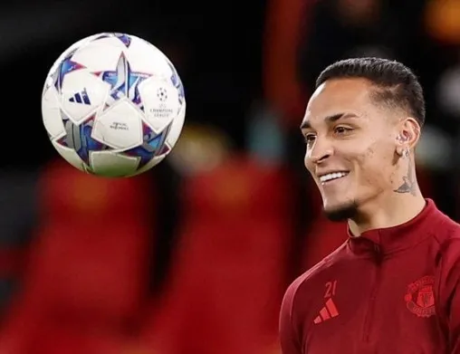 Atletico’nun hedefi Antony