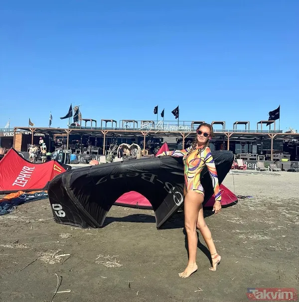 1994 Türkiye güzeli Pınar Altuğ rengarenk mayosuyla paylaştı! Kitesurf sonrası sosyal medyayı salladı! “Biraz tepişmek lazım” - 9
