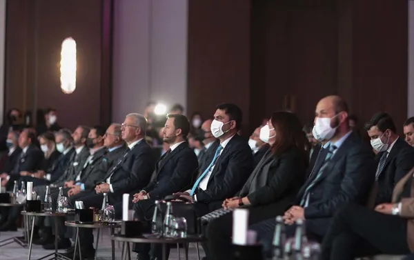 cevre-sehircilik-ve-iklim-degisikligi-bakani-murat-kurumdan-tum-sektorlere-yesil-kalkinma-projeleri-cagrisi-1639594752740.jpg Çevre Şehircilik ve İklim Değişikliği Bakanı Murat Kurum'dan tüm sektörlere 'Yeşil Kalkınma' projeleri çağrısı-8