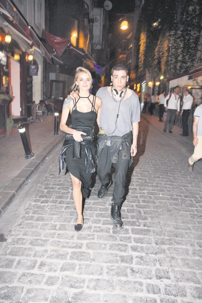 Dostluk mazide kaldı-1