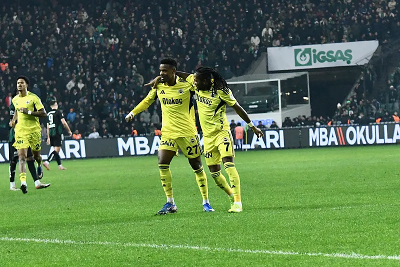Spor yazarları Kocaelispor - Fenerbahçe maçını değerlendirdi! "Rezil performans" - 16