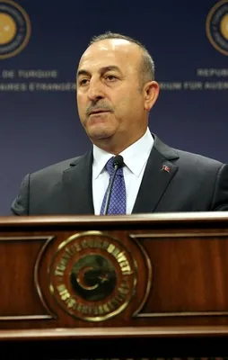 Çavuşoğlu: Rusya ve ABD YPG için yarışıyor