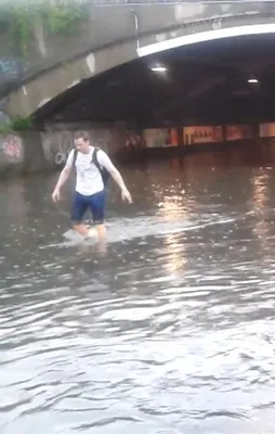 Köln sular altında kaldı