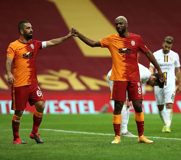 1605000675493.jpg Son dakika Galatasaray haberleri | Fatih Terim'den Arda Turan'a özel talimat-4