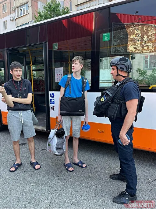 Rusya - Ukrayna savaşında şok gelişme! Nova Kakhovka barajı vuruldu! İşte ilk görüntüler! Nova Kakhovka neden önemli? - 38