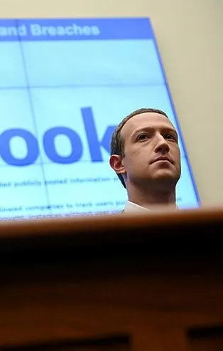 Eski Facebook çalışanı Frances Haugen sosyal medya devinin yeni kirli çamaşırlarını ortaya döktü