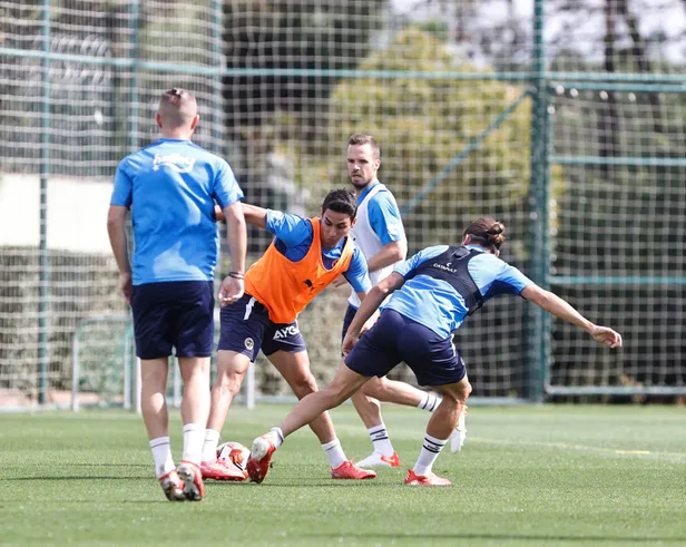 exxen-tv-fb-frankfurt-maci-canli-izle-exxen-canli-yayin-fenerbahce-frankfurt-maci-canli-izleme-frekans-bilgileri-1631817711462.jpg Exxen TV FB Frankfurt maçı nasıl canlı izlenir? Exxen canlı yayın Fenerbahçe Frankfurt maçı canlı izleme frekans bilgileri!-4