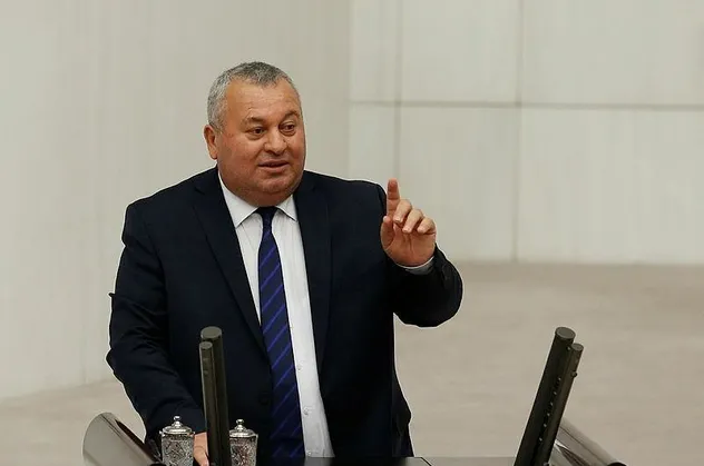 MHP Ordu Milletvekili Cemal Enginyurt'tan algı operatörlerine cevap: Sayın Albayrak vatandaşa terörist dememiştir