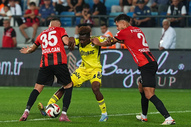 Fenerbahçe'nin transfer hedefi 8! Dünya devinden gelecek - 6