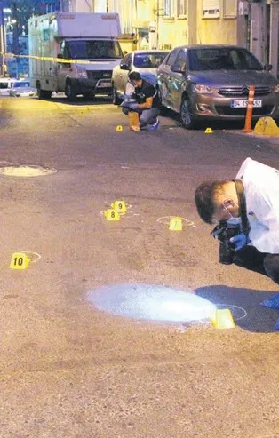 İstanbul Şişli'de sokak ortasında silahlı çatışma: Kızını parka götüren baba hayatını kaybetti