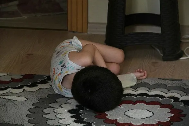 Antalya'da akılalmaz olay! Evi terk etti 1'i bebek 4 çocuğu perişan bulundu: Eşi polisi görünce sinir krizi geçirdi-7