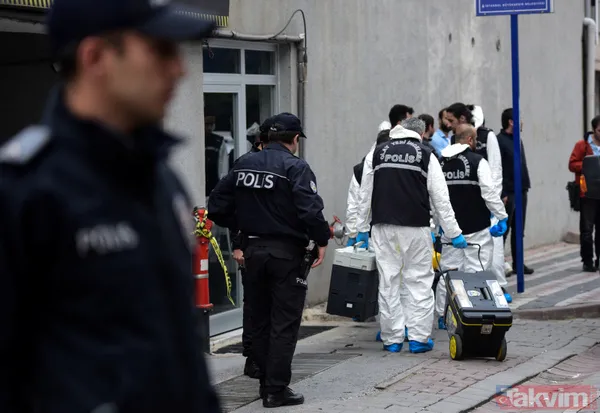 Sultangazi'de bulunan Konsolos'un arabası böyle incelendi - 15