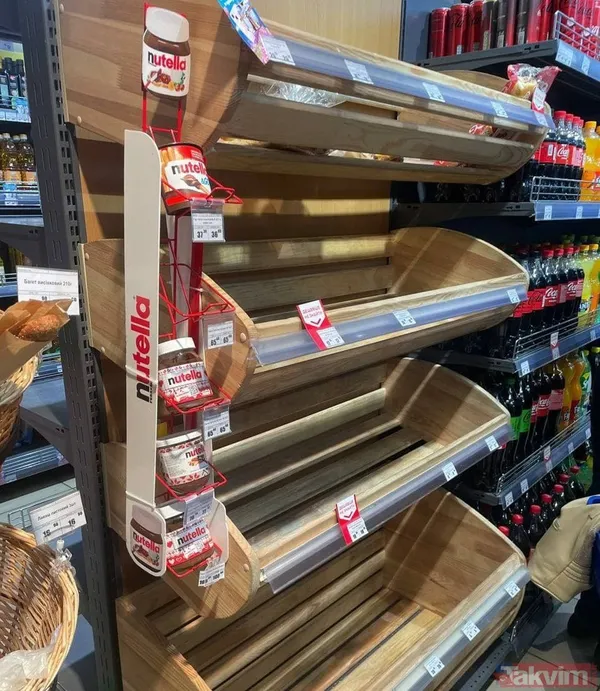 SON DAKİKA: Rusya Ukrayna'yı işgal ediyor! Savaştan en çarpıcı fotoğraflar: Halk metro istasyonlarına kaçtı... Gözlerde korku var - 7